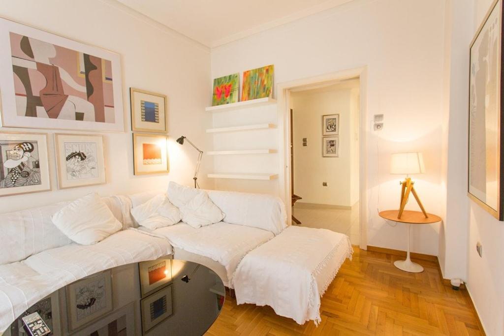 A Cozy Apt In Kolonaki Of Athens Atenas Exterior foto