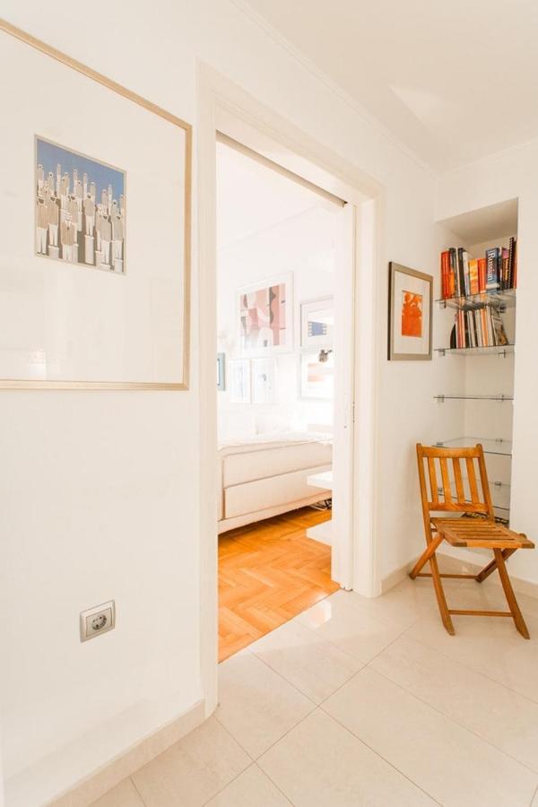 A Cozy Apt In Kolonaki Of Athens Atenas Exterior foto